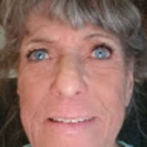 Meet your Posher, Connie